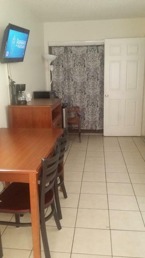 Lake Side Lodge Lake Worth Beach Esterno foto